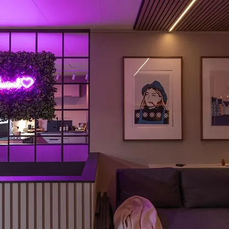 Apartment Nordic Nook - Modern Downtown *