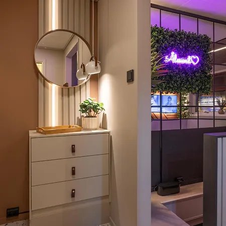 Daire Nordic Nook - Modern Downtown *