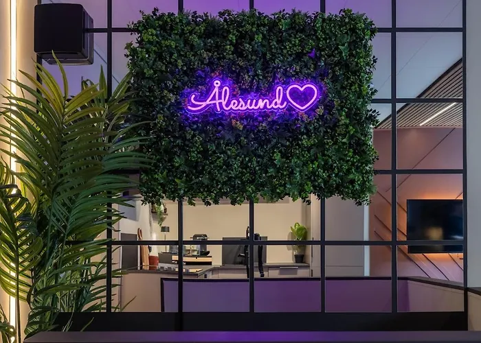 Nordic Nook - Modern Downtown Apartamento